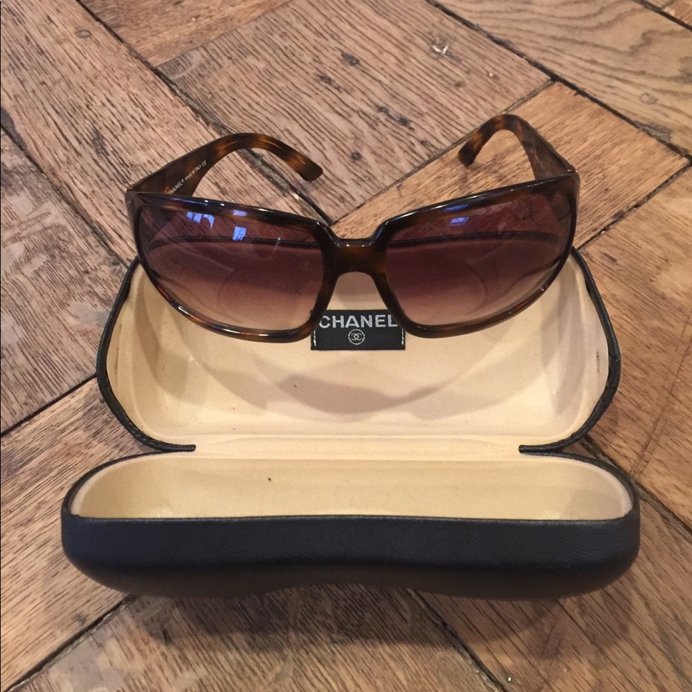 🔥SALE🔥24 HOURS ONLY 🕶 CHANEL Sunglasses 🕶